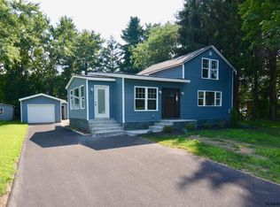 8 Congress Ave, Saratoga Springs, NY 12866