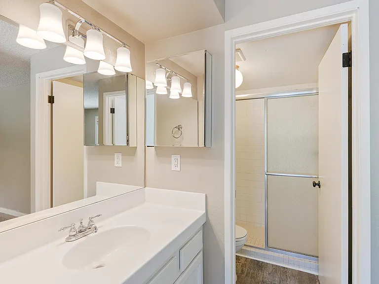 2133 SW Marigold St — Photo 21