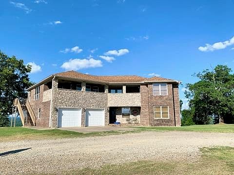 2nd image of 610 Private Road 2627