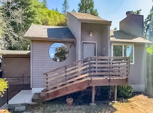 1351 W Myrtle Ave, Roseburg, OR 97471