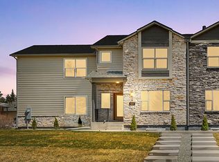 5317 Hilltop Ave, Cheyenne, WY 82009