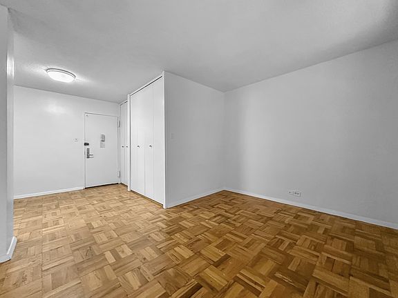 4th image of 300 E 40th St APT 3P