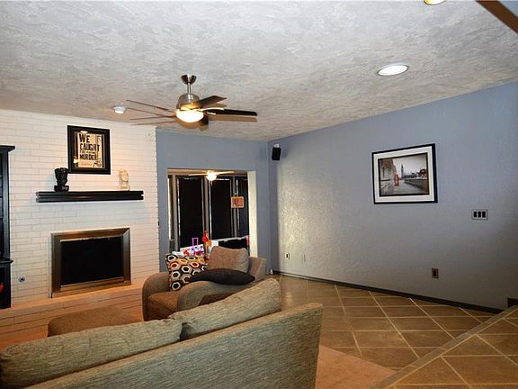 5th image of 10101 Kirk Dr