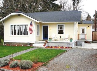 1306 14th St, Hood River, OR 97031