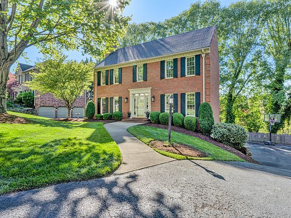 2nd image of 4634 Shrewsbury Ct
