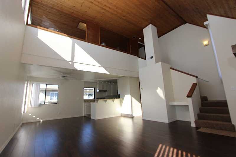 1st image of 4016 Promontory St