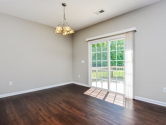5th image of 801 Widewaters Pkwy