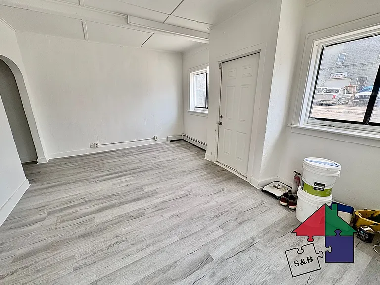 94 Malletts Bay Ave — Photo 13