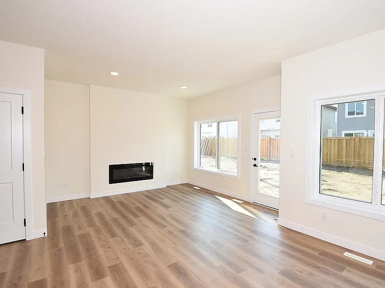 2131 5th Ave SW — Photo 10