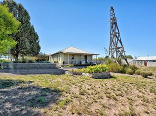 605 E Lincoln St, Marfa, TX 79843