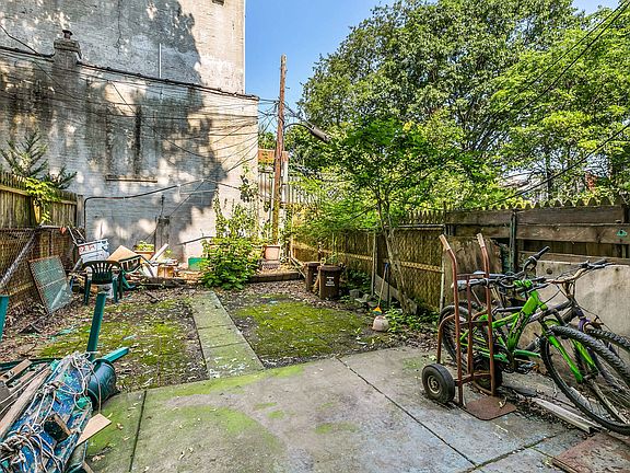 4th image of 502A 6th Ave #1