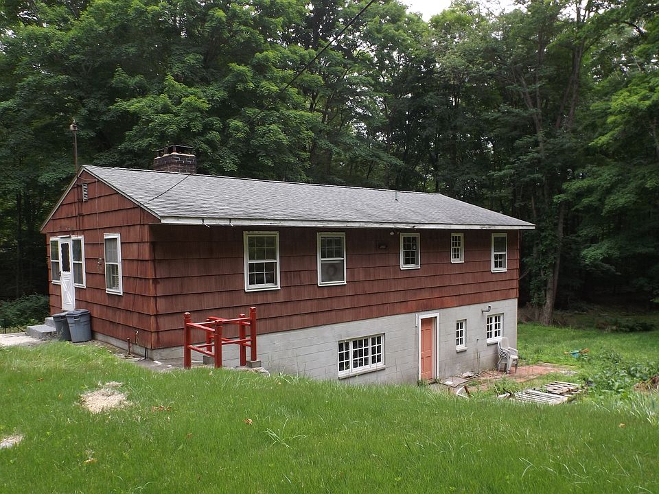 2nd image of 152 Pudding St