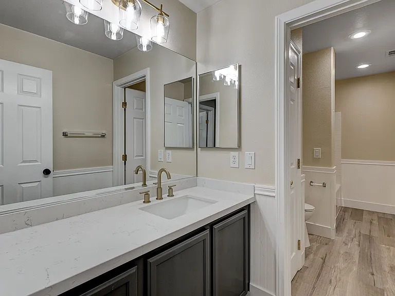 9610 Hawk Cliff Ave61_06012026