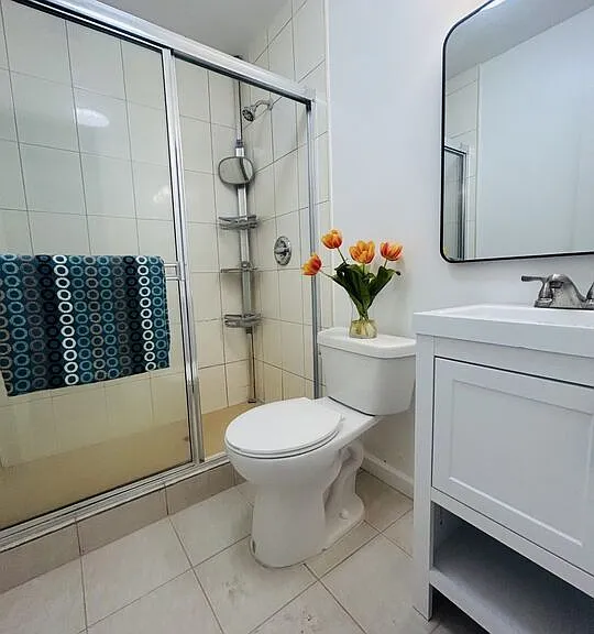 740 N Hill Pl #1 — Photo 5