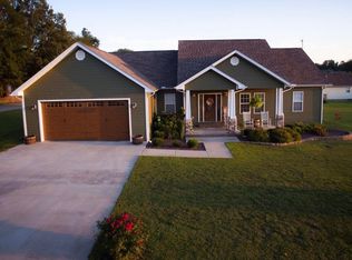 12088 Hidden Meadow Ln, Dexter, MO 63841