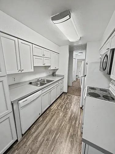 3100 Ward Pl #7 Photo 1