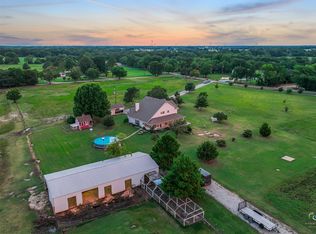 1880 County Road 2610, Bonham, TX 75418