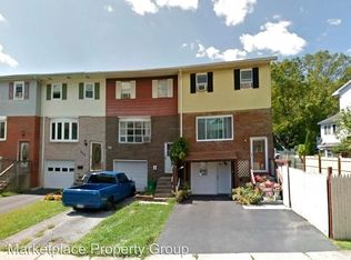 214 Old Forge Dr, Bath, PA 18014