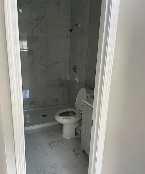 1410 Hardesty Ave — Photo 4