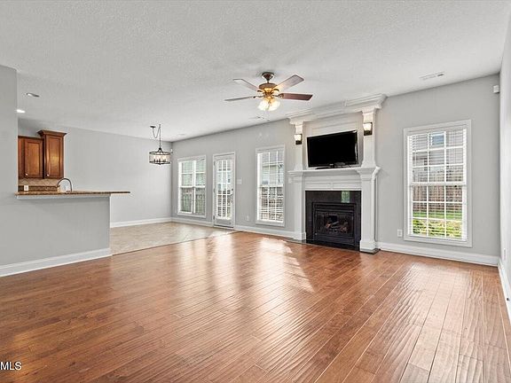 5th image of 2613 Nicholas View Ln