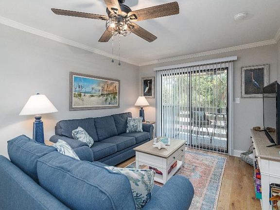 5th image of 45 Folly Field Rd APT 9I