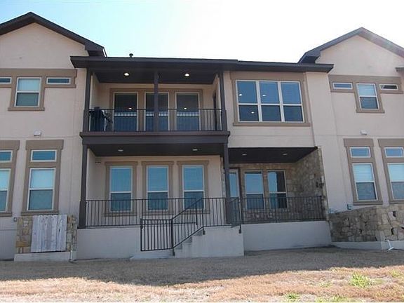 5th image of 319 Lombardia Dr