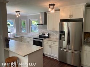279 Village Dr, Columbus, OH 43214