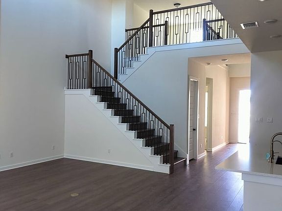 4th image of 1149 Cole Estates Dr