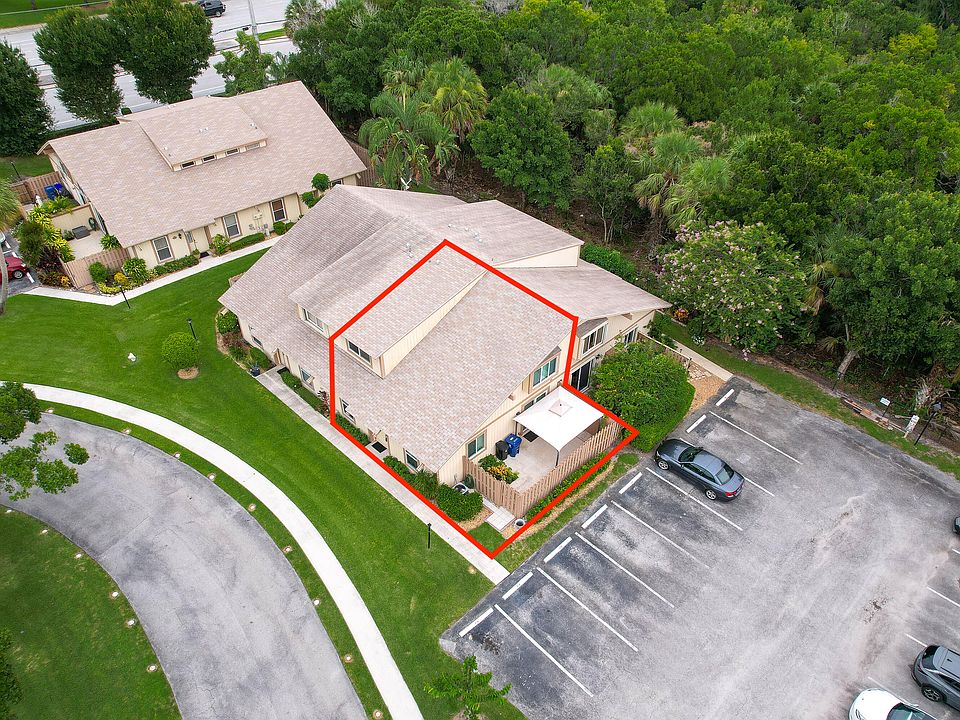 1st image of 333 Maplecrest Circle