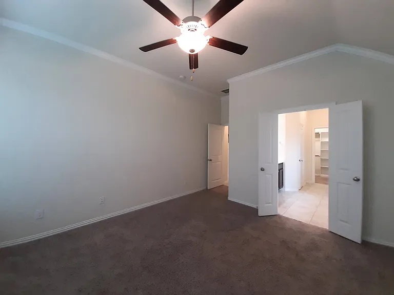 1514 Ancient Oak Ln — Photo 67