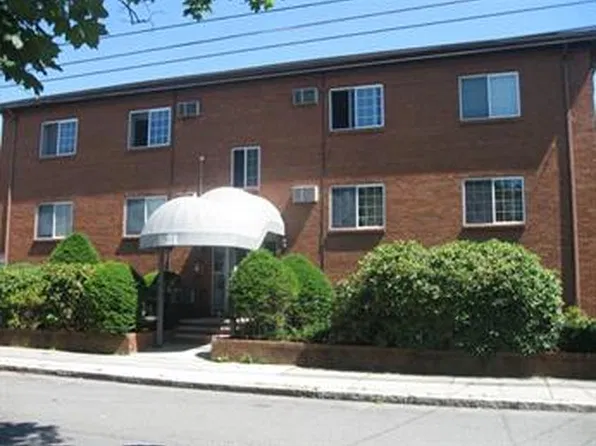 21 Central Ave, Everett, MA