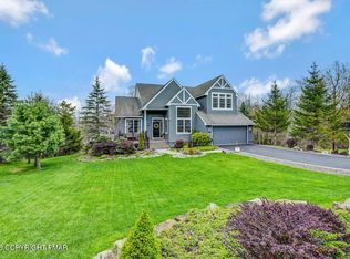 208 Lenni Trl, Pocono Pines, PA 18350