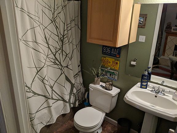 5th image of 3001 N Marion St