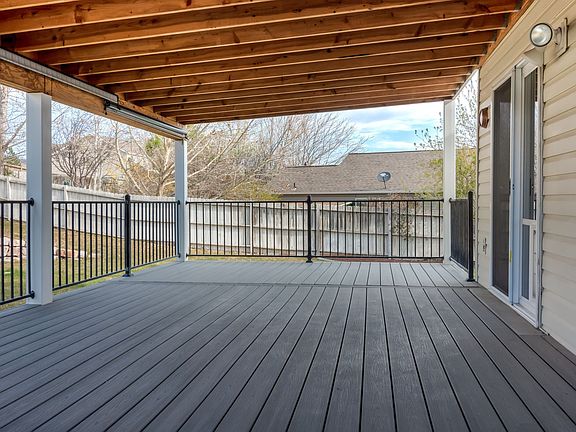 3rd image of 4073 S Panorama Dr