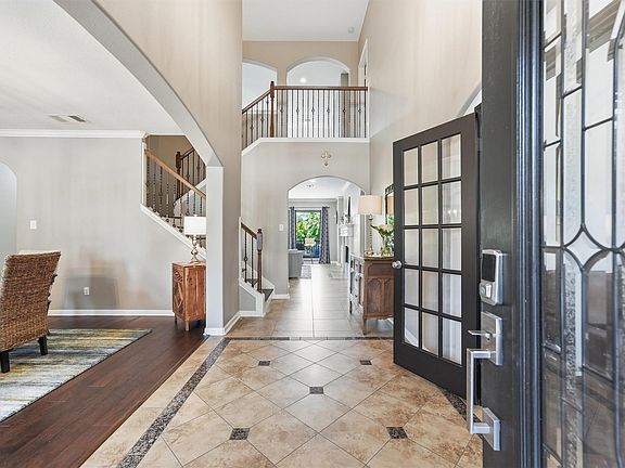 5th image of 8515 Glenn Leigh Dr