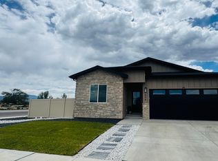 646 Haynes Dr, Montrose, CO 81401