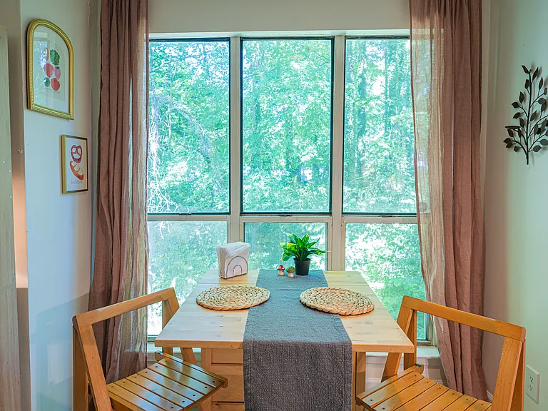 2500 Cranbrook Ln #10 — Photo 8