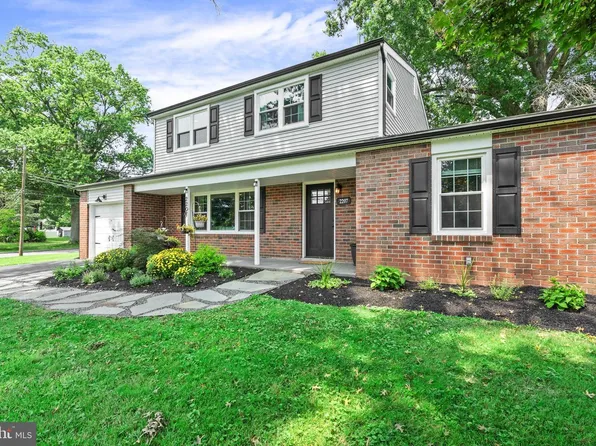 2207 Old Arch Rd, Norristown, PA 19401