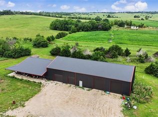2216 Eisenhower Rd, Ottawa, KS 66067