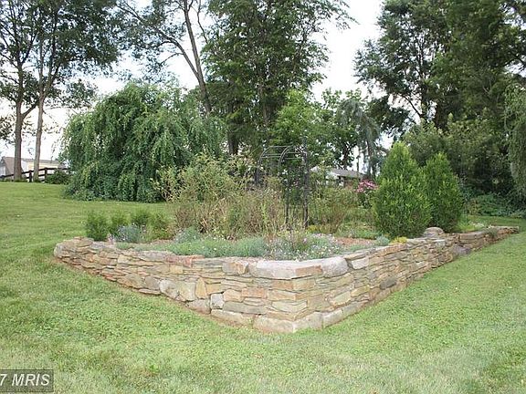 5th image of 6980 Wayland Dr