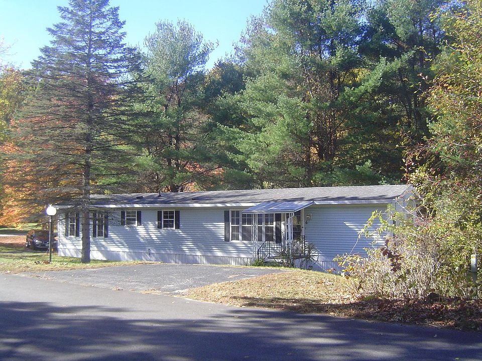 1st image of 4 Kyle Ave. Avenue