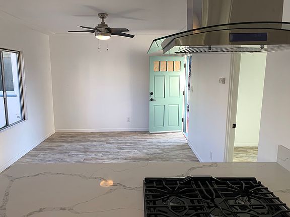 3rd image of 4415 Kansas St #4417