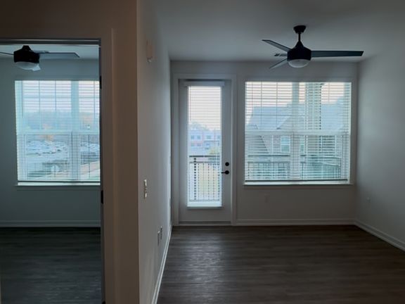 4th image of 6900 Walnut Branch Ln