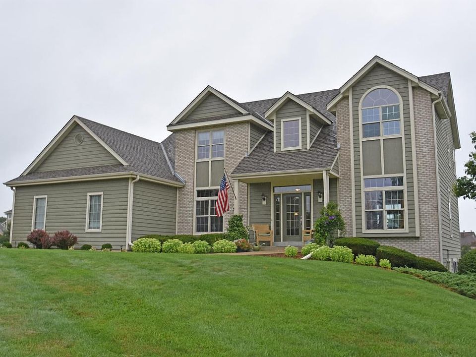 1st image of W385N6550 N Woodlake Cir