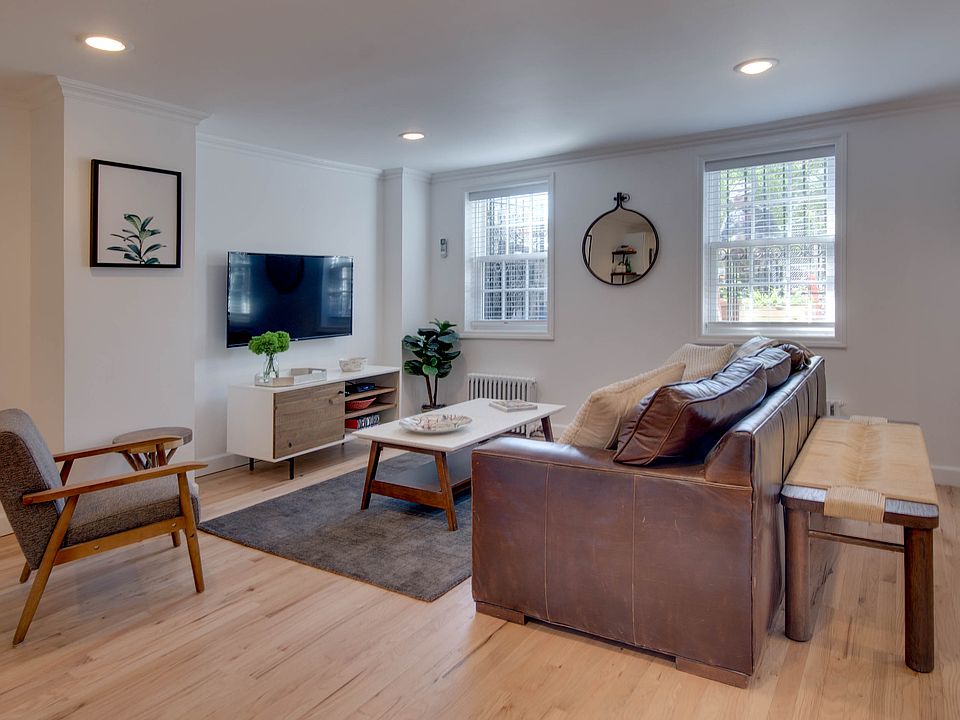1st image of 291 Pacific St #2