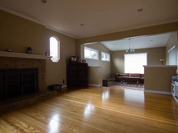 4th image of 1831 Earl Ave