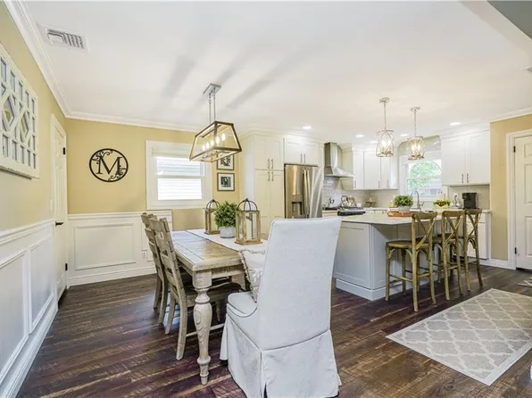 381 Burgher Avenue image 14 of 41