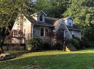 6458 Mountain Rd, Macungie, PA 18062
