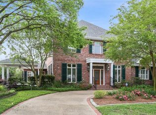 235 Midway Dr, River Ridge, LA 70123