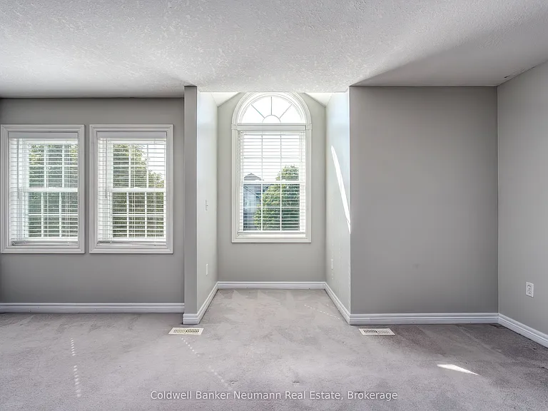 10 McGarr Dr — Photo 18